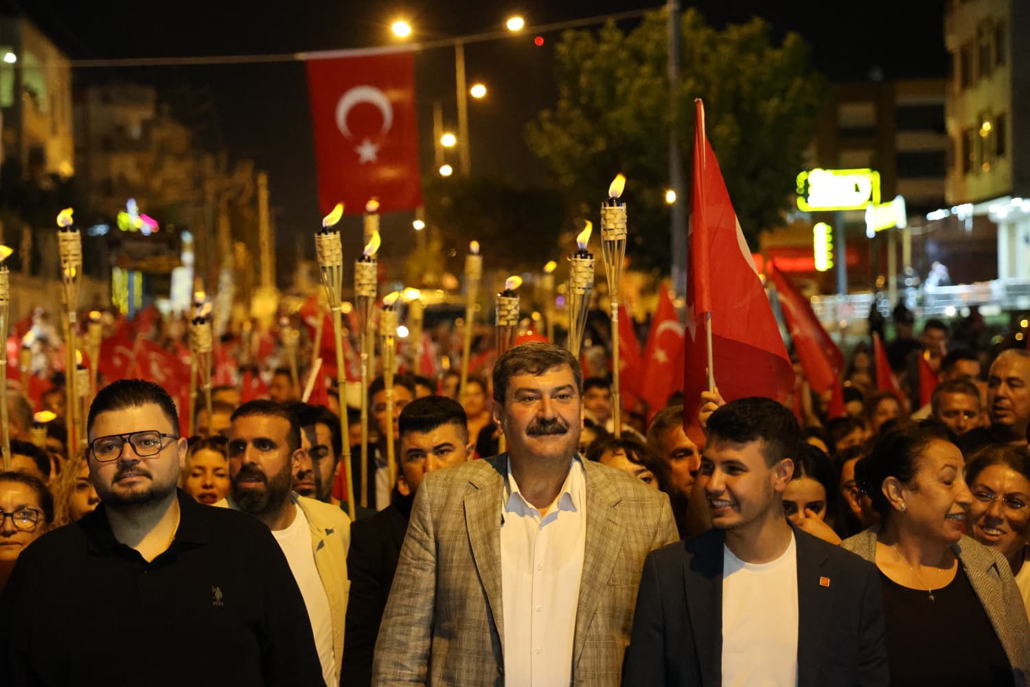 CUMHURİYET COŞKUSU TOROSLAR’I SARDI
