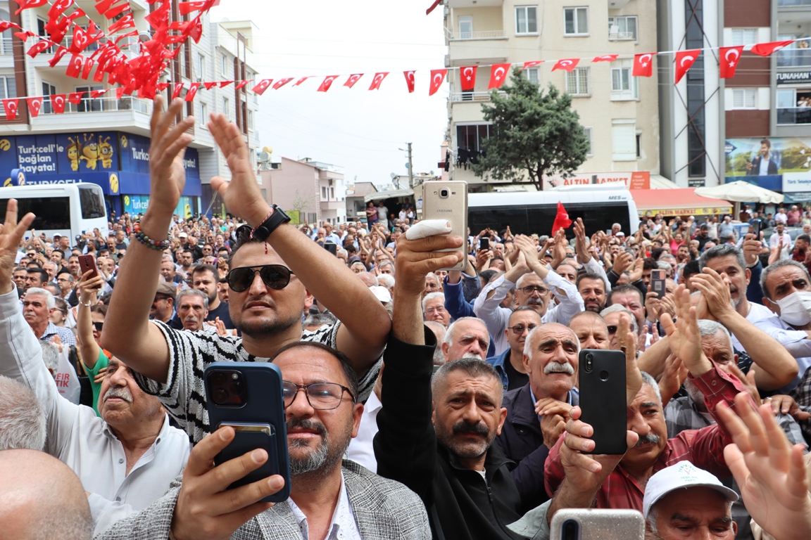 TOROSLAR’IN YENİ BAŞKANI ABDURRAHMAN YILDIZ, MAZBATASINI ALDI