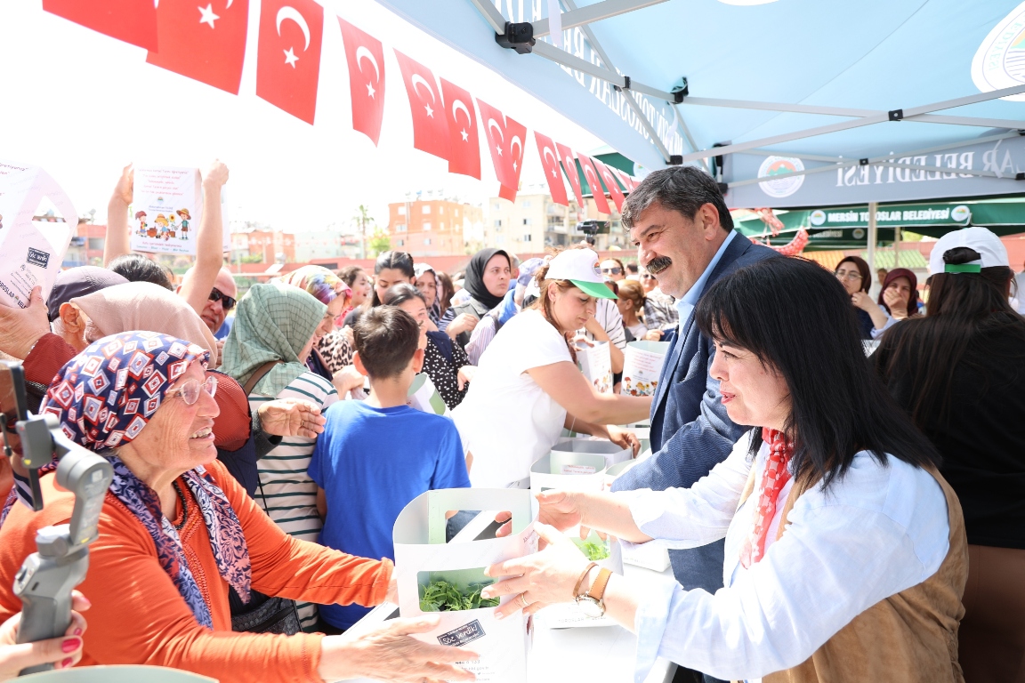 TOROSLAR BELEDİYESİ İKİNCİ GÜNDÜZ BAKIMEVİNİ AÇTI