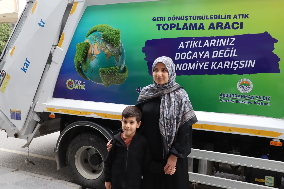 HER GÜN BALKONDAN BEKLEDİ, HAYALİ GERÇEK OLDU!