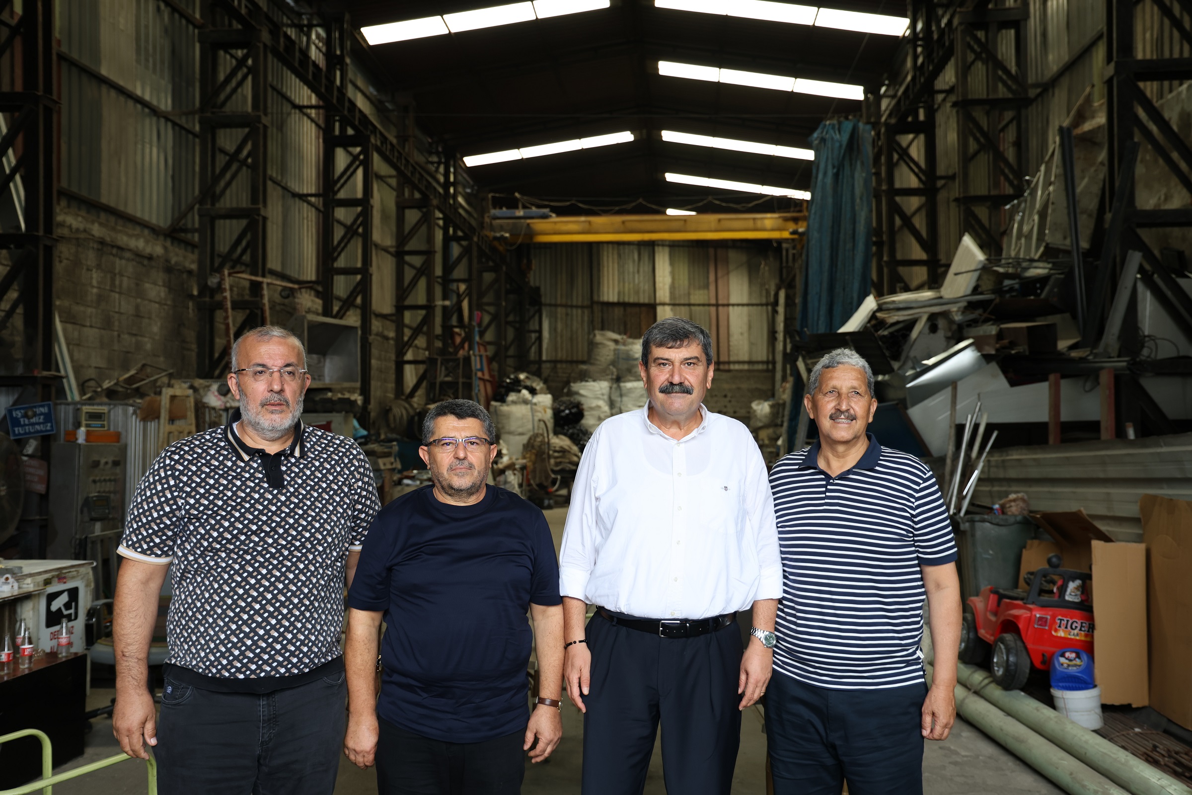 BAŞKAN YILDIZ, HURDACI ESNAFIYLA BULUŞTU - Görsel 6