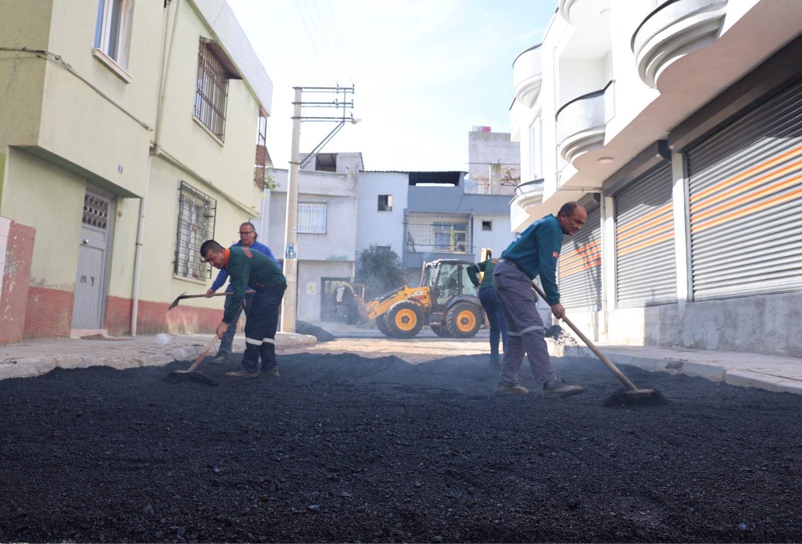 TOROSLAR’DA YOLLAR YENİLENİYOR, KONFOR ARTIYOR