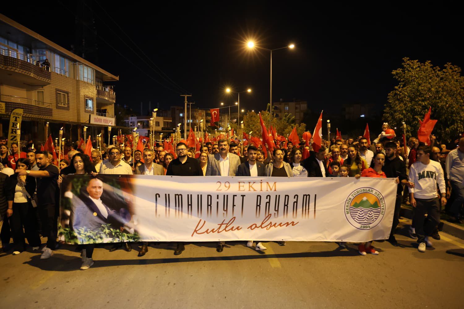 CUMHURİYET COŞKUSU TOROSLAR’I SARDI