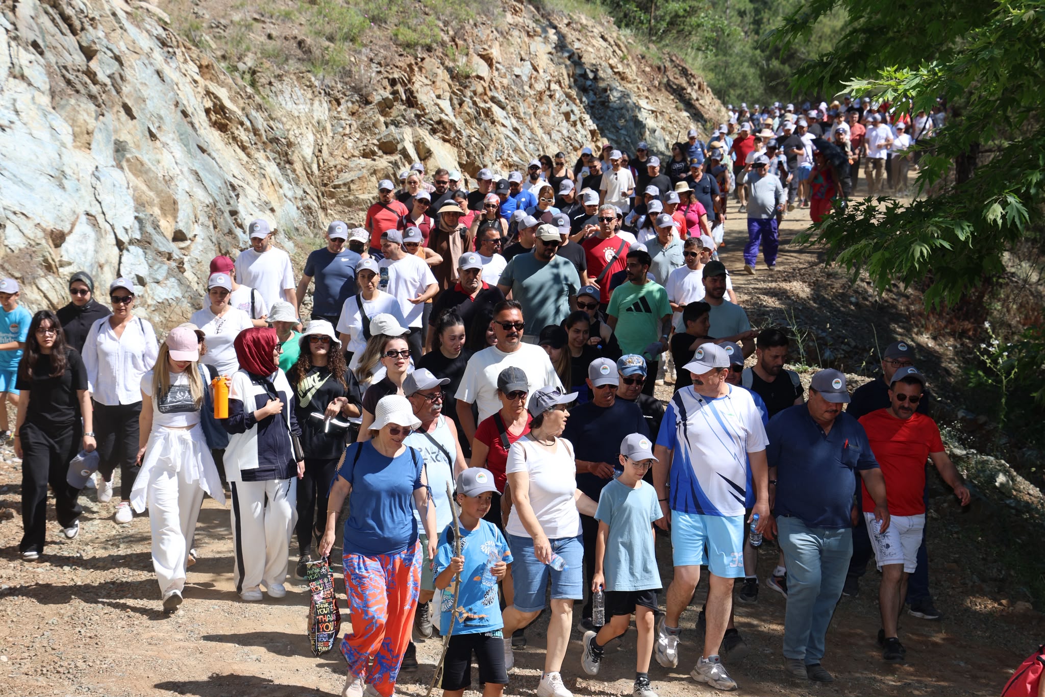 TOROSLAR BELEDİYESİNDEN GÜZELYAYLA’DA DOĞA YÜRÜYÜŞÜ - Görsel 14