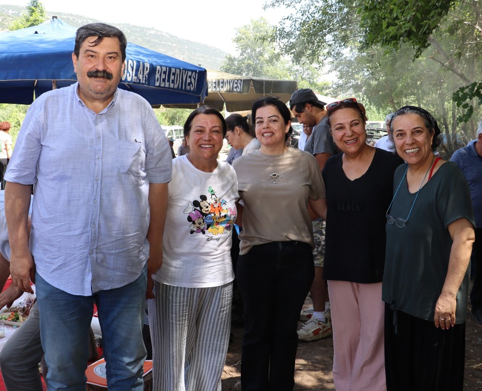 TAŞ OCAĞI YAPILMASI PLANLANAN HAMZABEYLİ MAHALLESİ’NDE ÇEVRE SORUNLARINA KARŞI “YERYÜZÜ SOFRASI” KURULDU