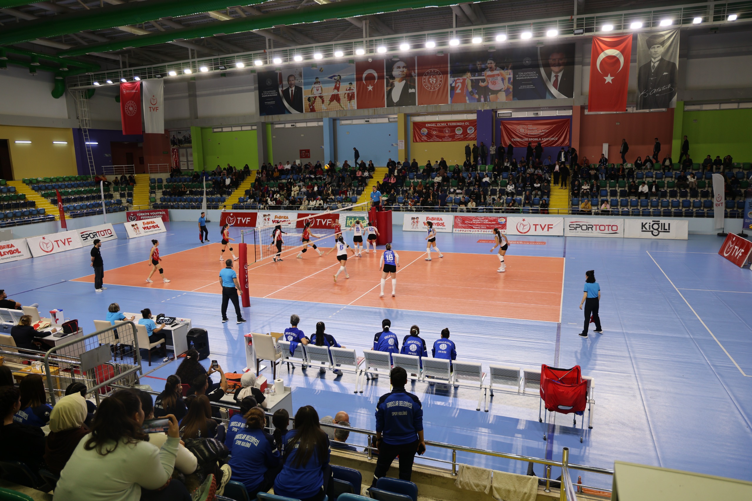 TOROSLAR’IN MELEKLERİ, LİG’DEKİ BAŞARISINI KORUYOR