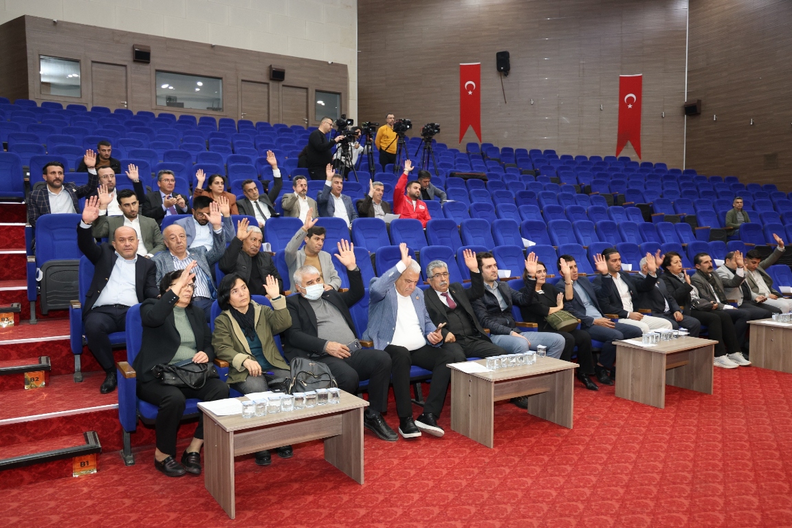 TOROSLAR BELEDİYESİNDE EN DÜŞÜK İŞÇİ MAAŞI 33 BİN LİRA OLDU