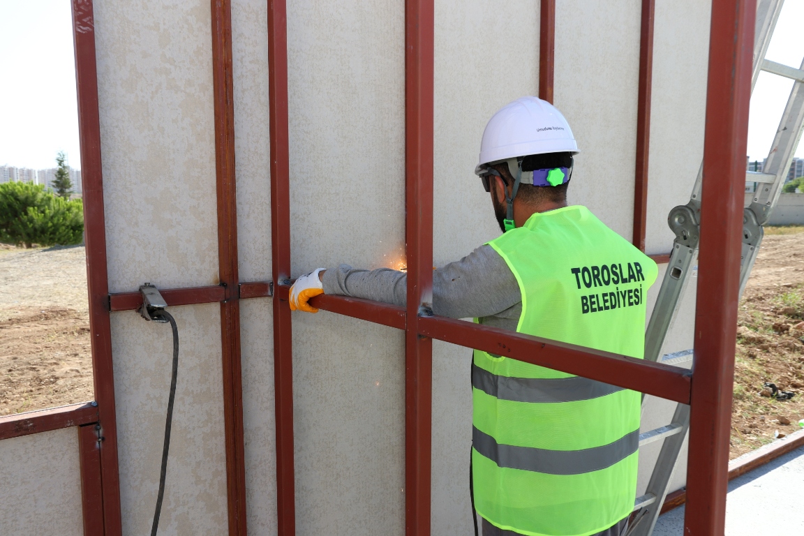TOROSLAR’DA EMEKLİLERE SOHBET EVİ GELİYOR