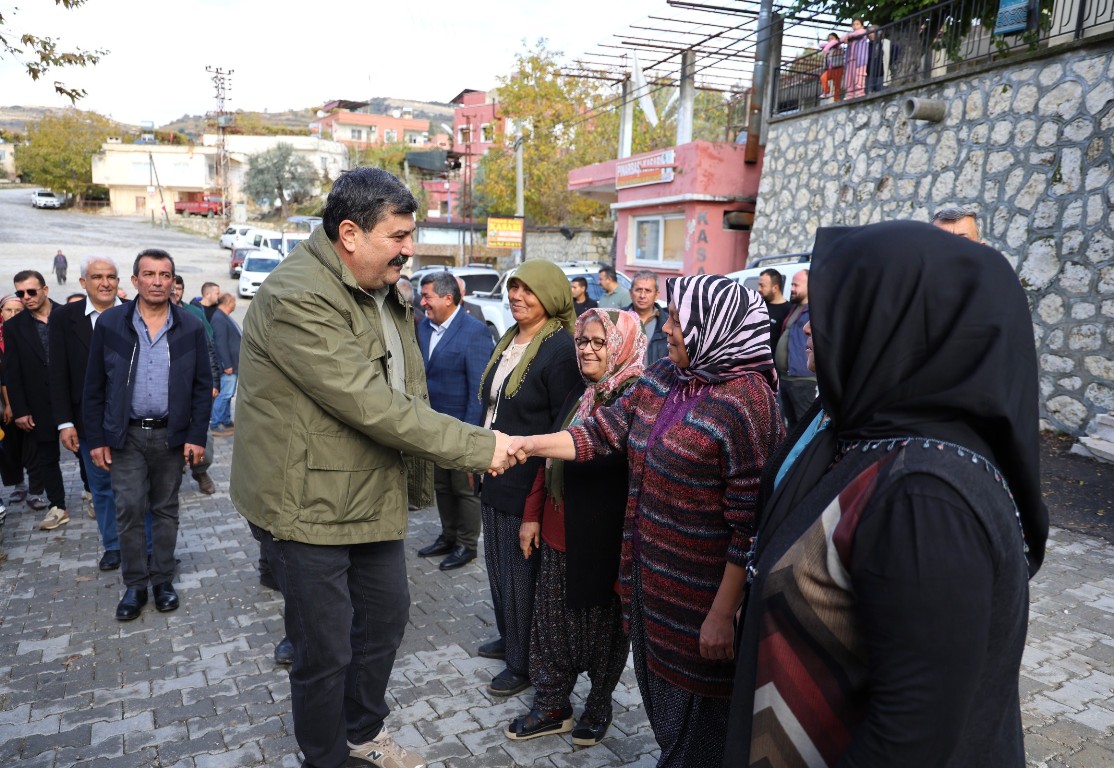 TOROSLAR BELEDİYE BAŞKANI YILDIZ, KIRSAL MAHALLE GEZİLERİNİ SÜRDÜRÜYOR