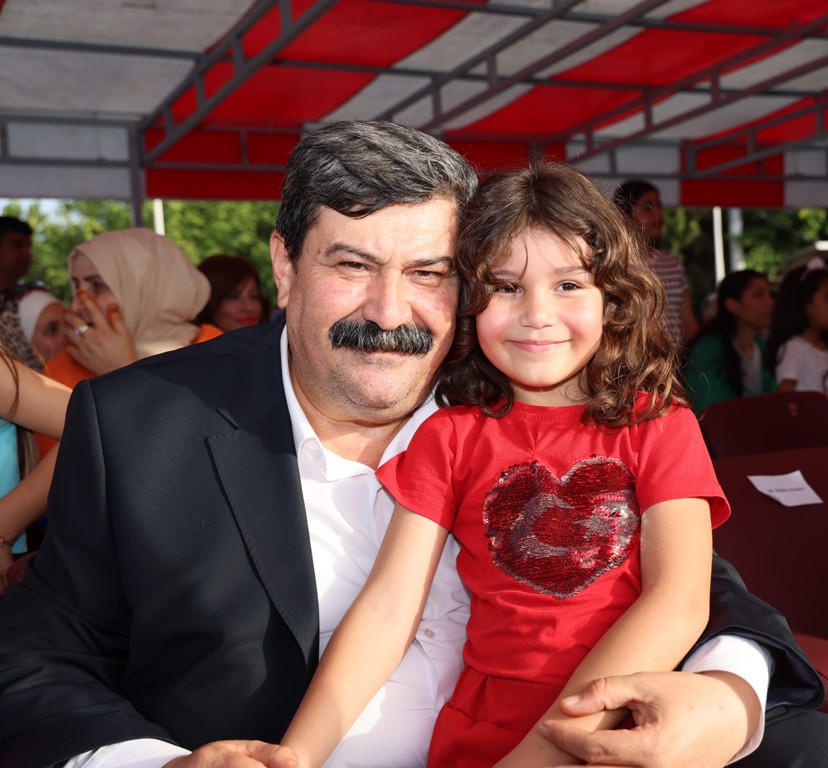 BAŞKAN YILDIZ, ÇOCUKLARIN BAYRAM SEVİNCİNİ PAYLAŞTI