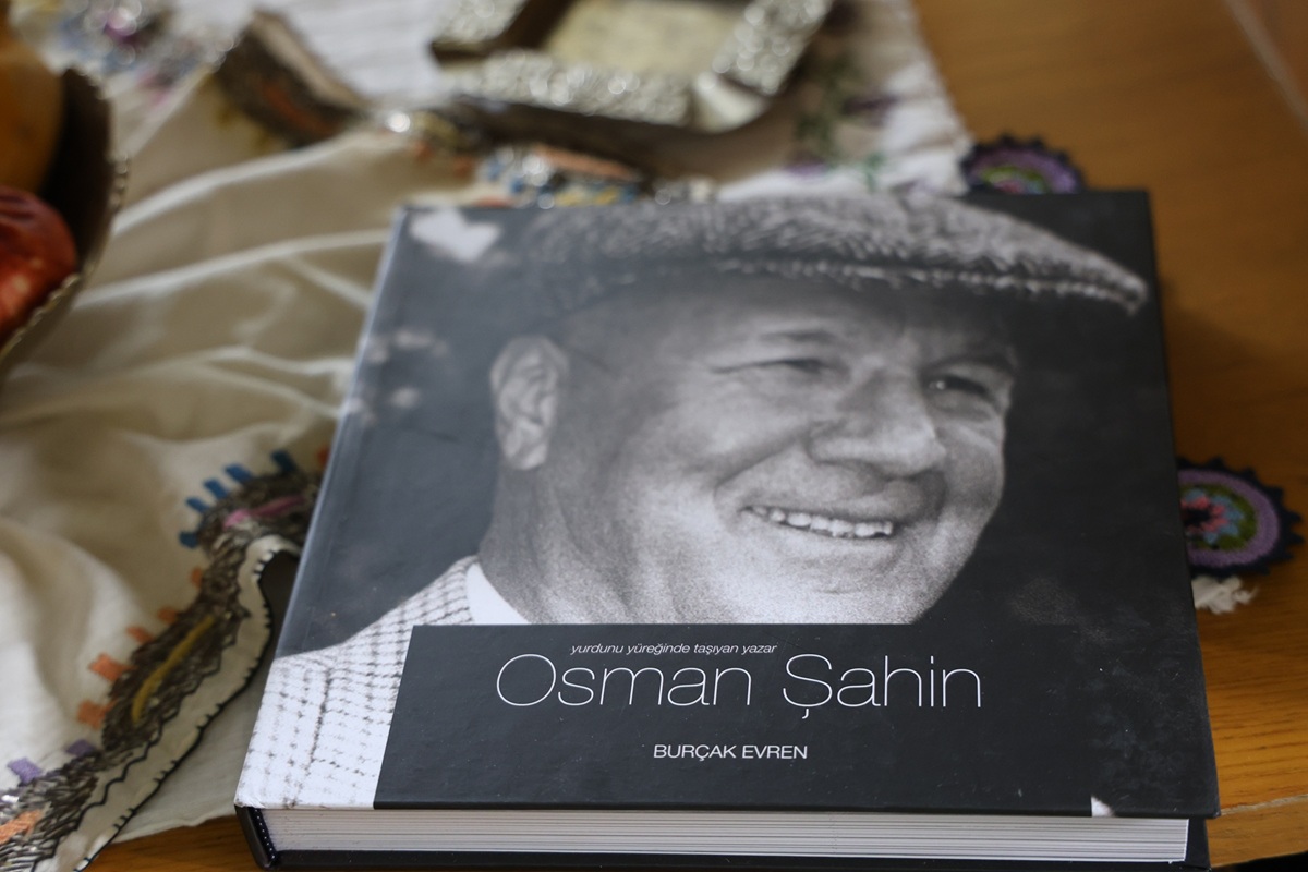 BAŞKAN YILDIZ’DAN, USTA YAZAR OSMAN ŞAHİN’İN AİLESİNE VEFA ZİYARETİ - Görsel 6
