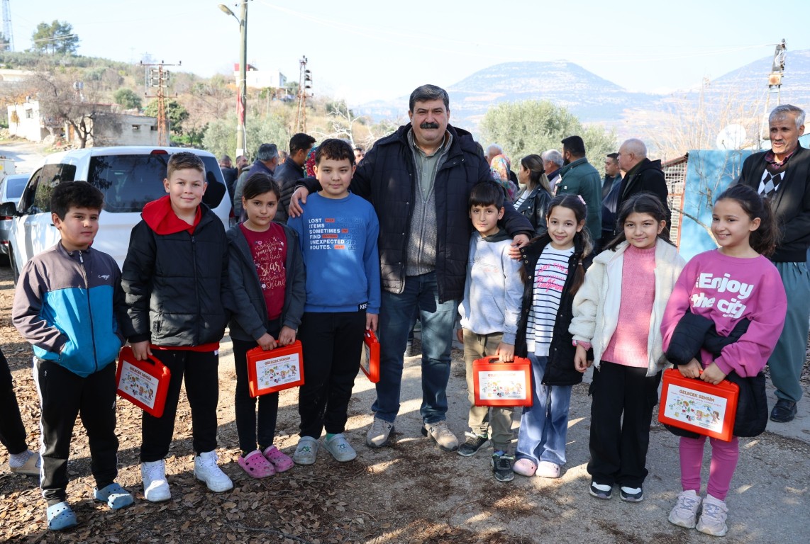 TOROSLAR BELEDİYE BAŞKANI YILDIZ, KIRSAL MAHALLELERDE YURTTAŞLARLA BULUŞTU