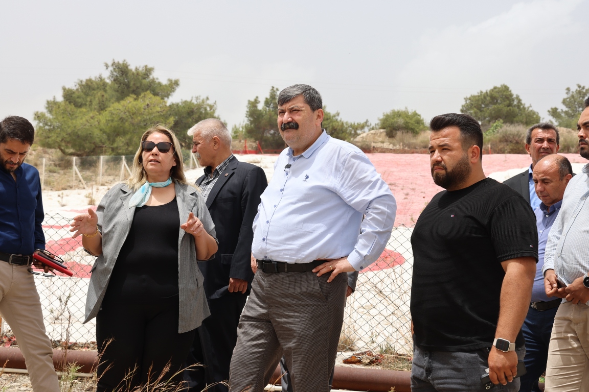BAŞKAN YILDIZ, TÜRKİYE’NİN EN BÜYÜK BAYRAĞININ BAKIMI İÇİN TALİMAT VERDİ