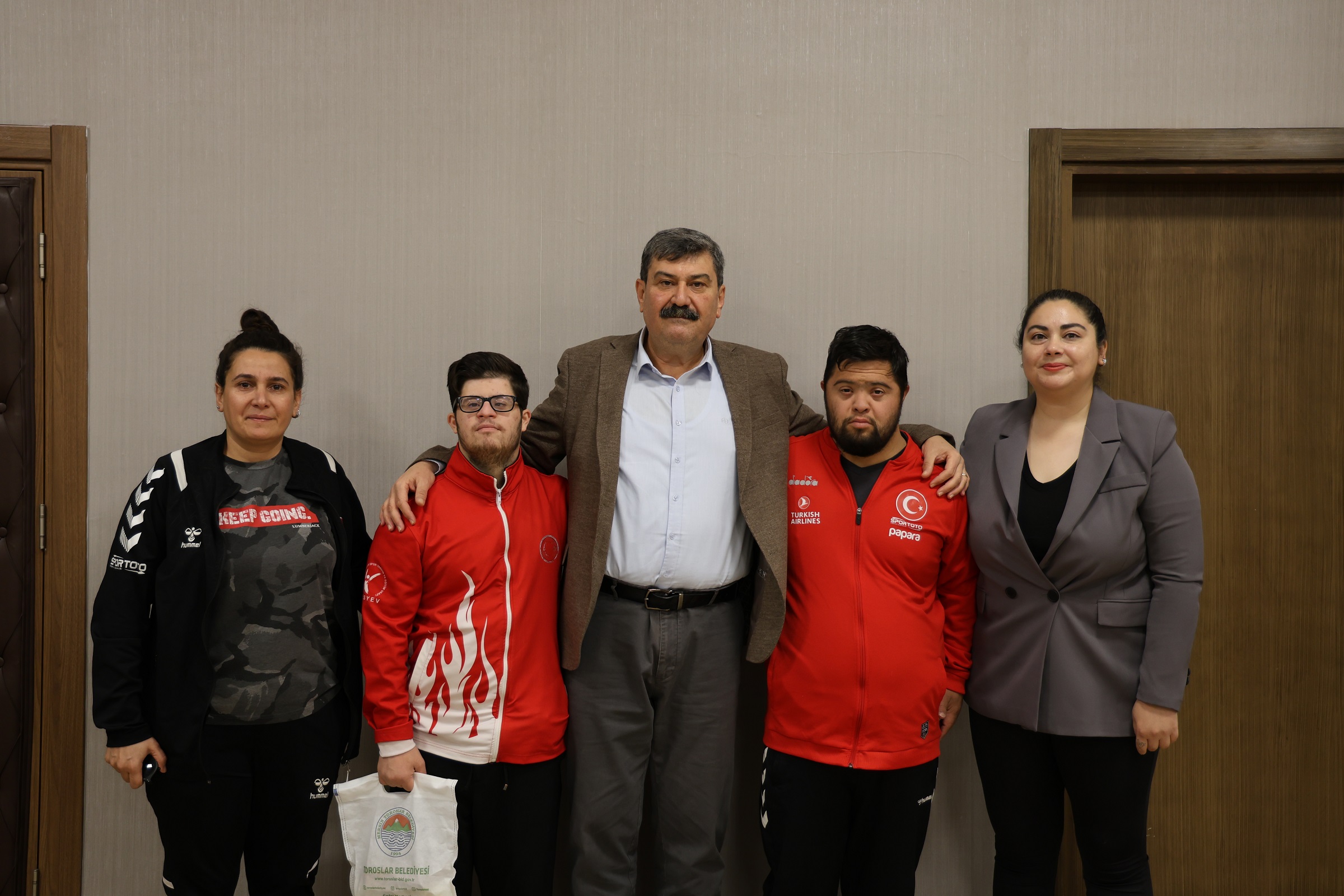 BAŞKAN YILDIZ, ÖZEL MİSAFİRLERİNİ AĞIRLADI
