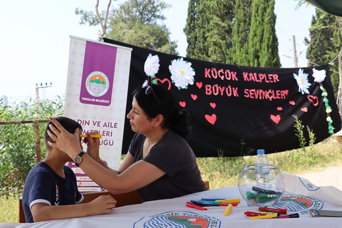 TOROSLAR BELEDİYESİNDEN ÇOCUKLARA UNUTULMAZ KARNE ŞENLİĞİ - Görsel 2