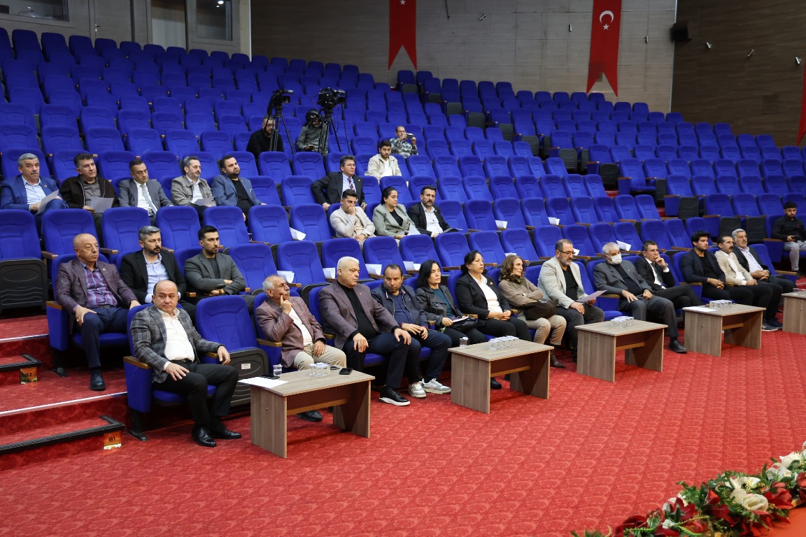 TOROSLAR BELEDİYE MECLİSİ 2025 YILININ SON TOPLANTISINI GERÇEKLEŞTİRDİ