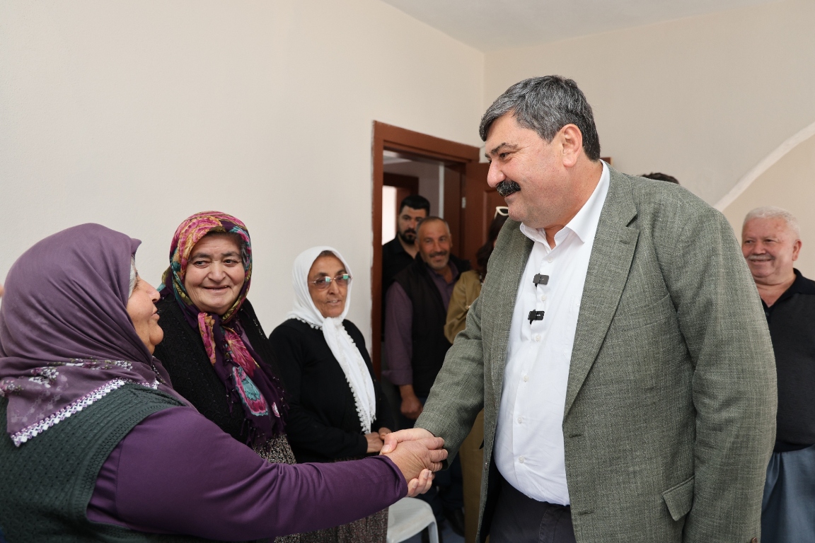 TOROSLAR BELEDİYESİNDEN ÇİFTÇİLERE KORUNGA TOHUMU DESTEĞİ