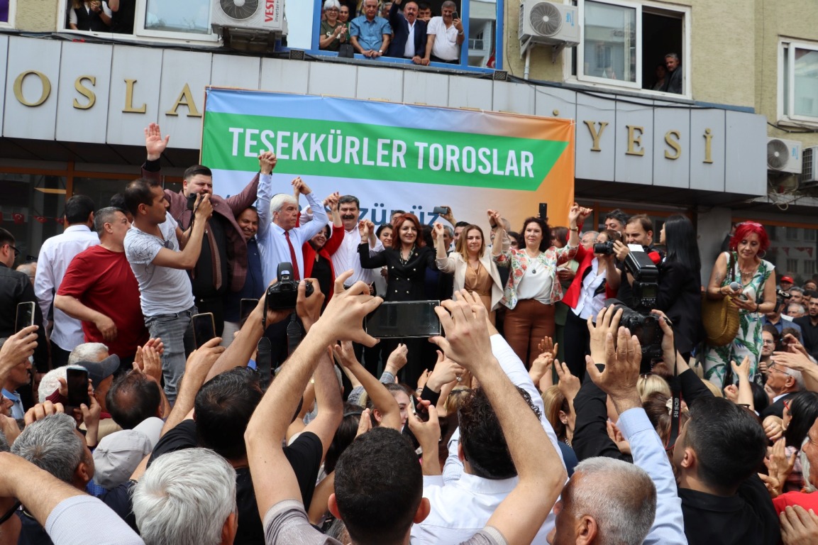 TOROSLAR’IN YENİ BAŞKANI ABDURRAHMAN YILDIZ, MAZBATASINI ALDI