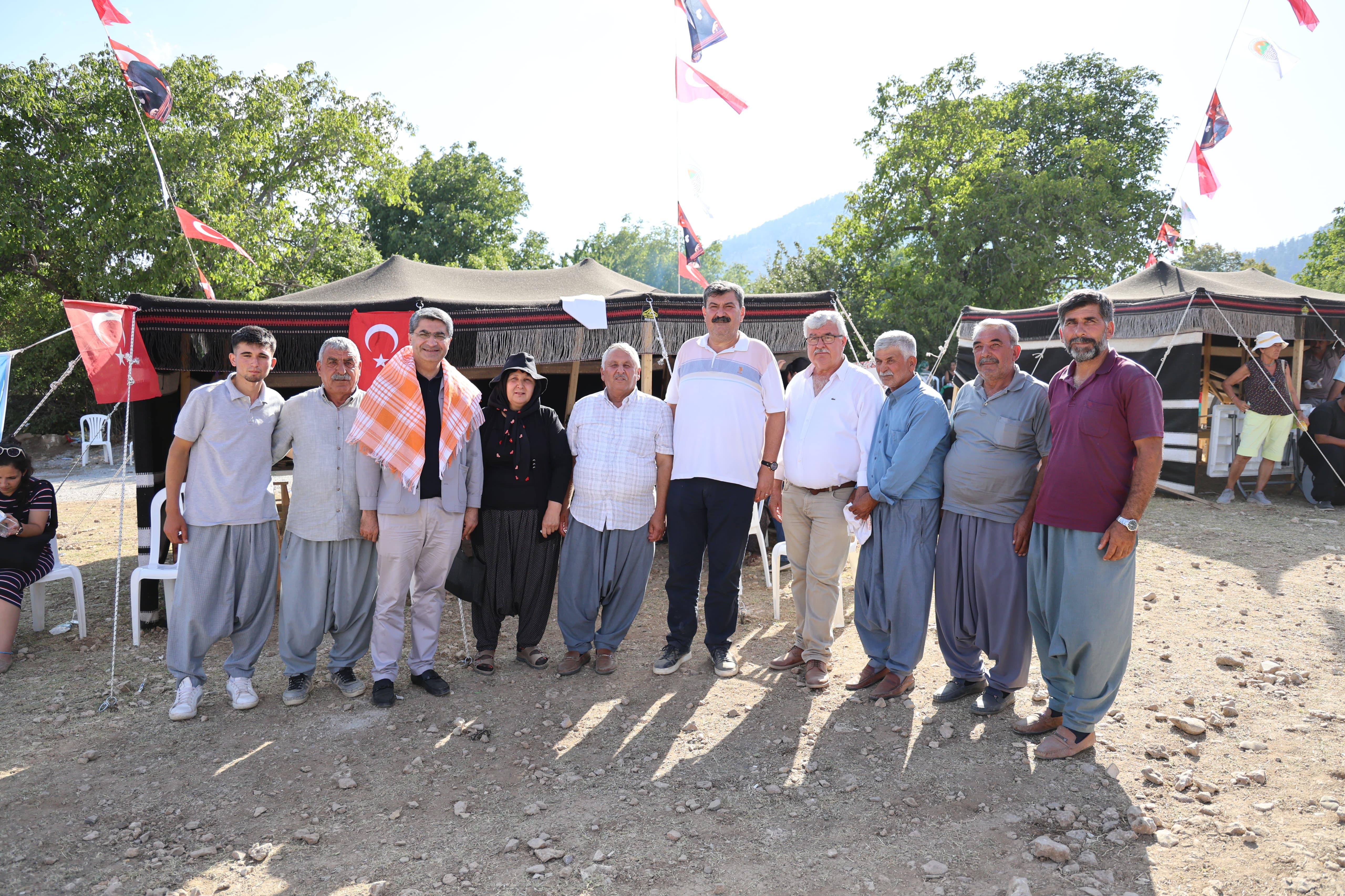 TOROSLAR’IN ZİRVESİNDE YÖRÜK COŞKUSU