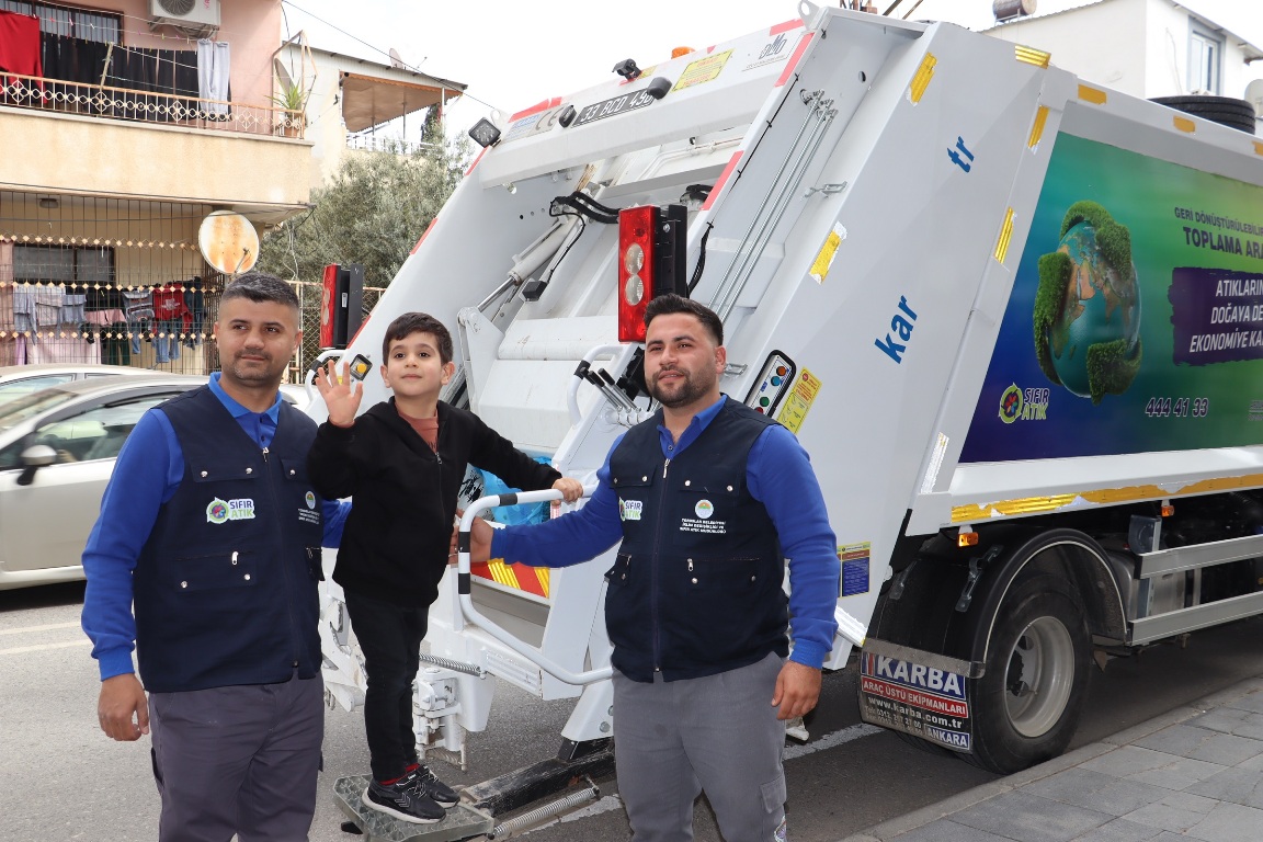 HER GÜN BALKONDAN BEKLEDİ, HAYALİ GERÇEK OLDU!