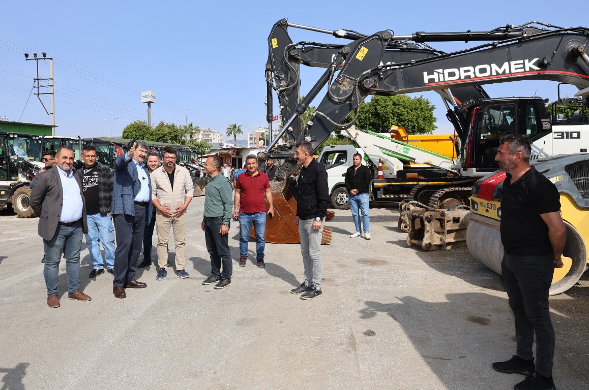 TOROSLAR BELEDİYESİ ARAÇ PARKINI YENİ ARAÇLARLA GÜÇLENDİRDİ