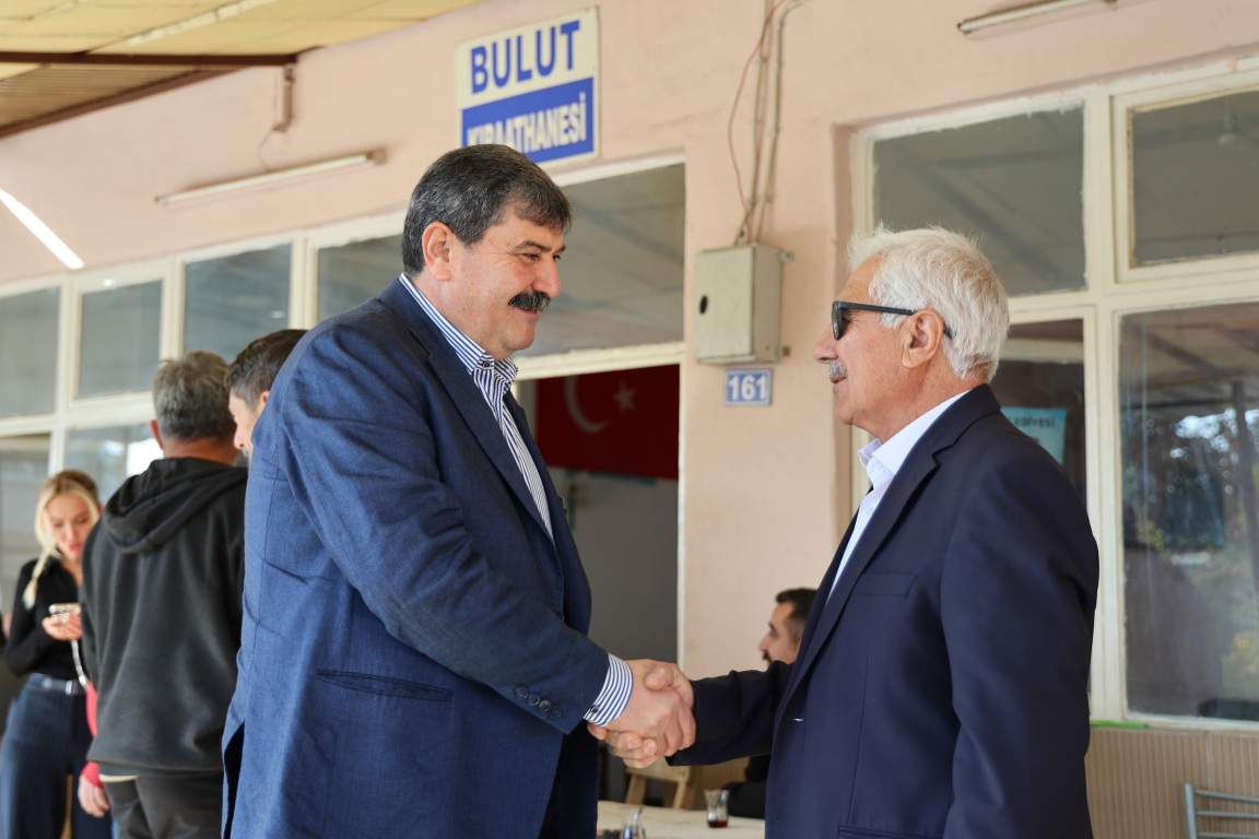 BAŞKAN ABDURRAHMAN YILDIZ, ÇAVUŞLU’DA ESNAF VE VATANDAŞLARLA BULUŞTU