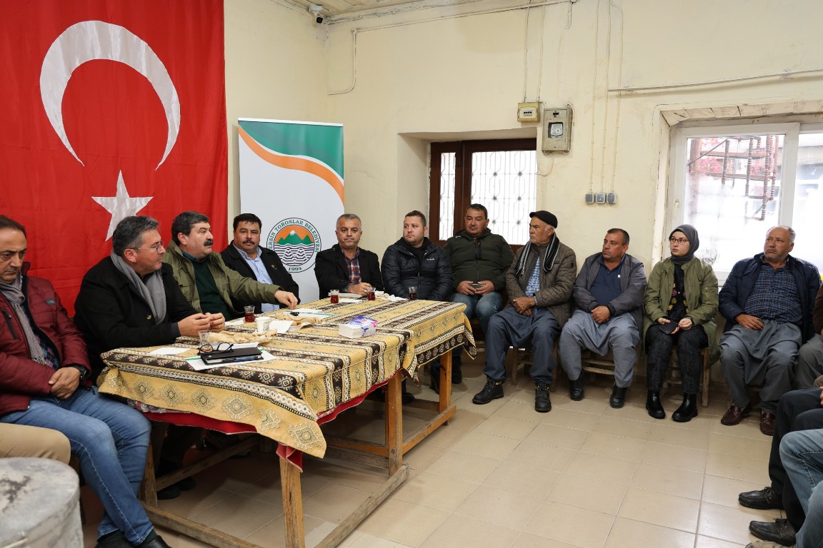 TOROSLAR BELEDİYE BAŞKANI YILDIZ, KIRSAL MAHALLELERDE YURTTAŞLARLA BULUŞTU