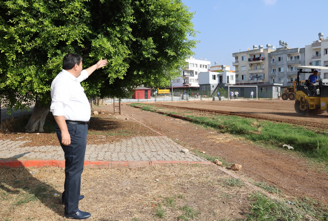 TOROSLAR BELEDİYESİ TURGUT TÜRKALP FUTBOL SAHASINI YENİDEN HALKIN HİZMETİNE AÇIYOR