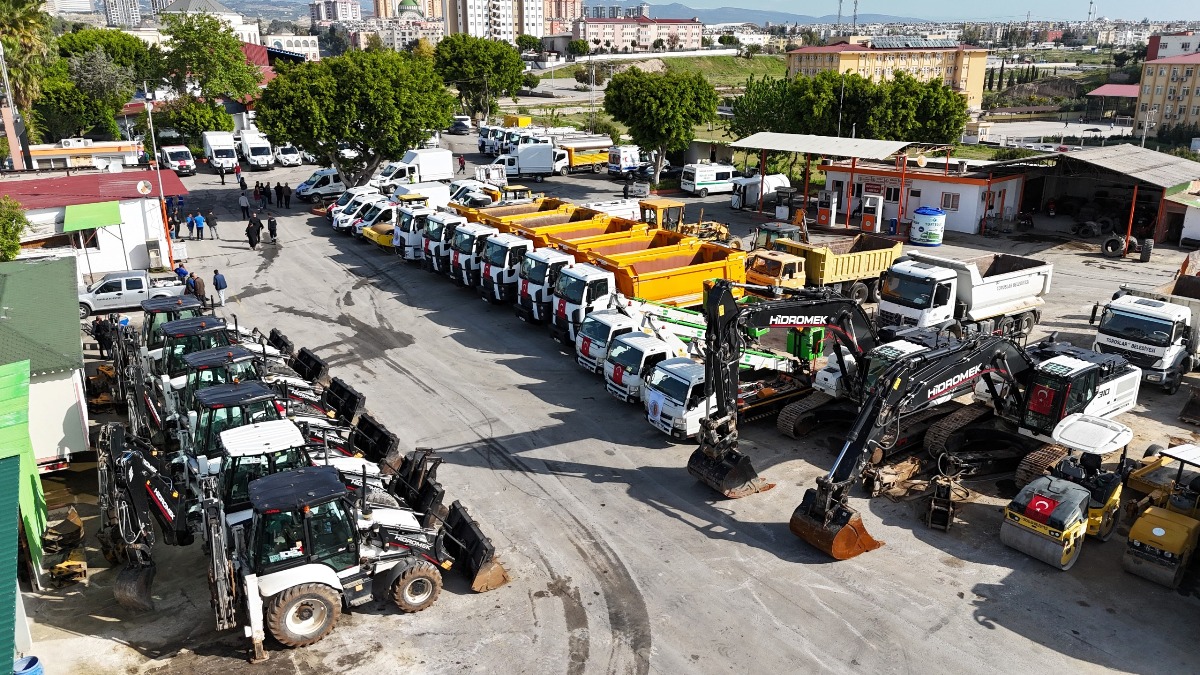 TOROSLAR BELEDİYESİ ARAÇ PARKINI YENİ ARAÇLARLA GÜÇLENDİRDİ