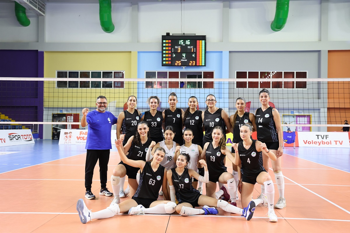 TOROSLAR’IN KADIN VOLEYBOL TAKIMI SEZONA GALİBİYETLE BAŞLADI