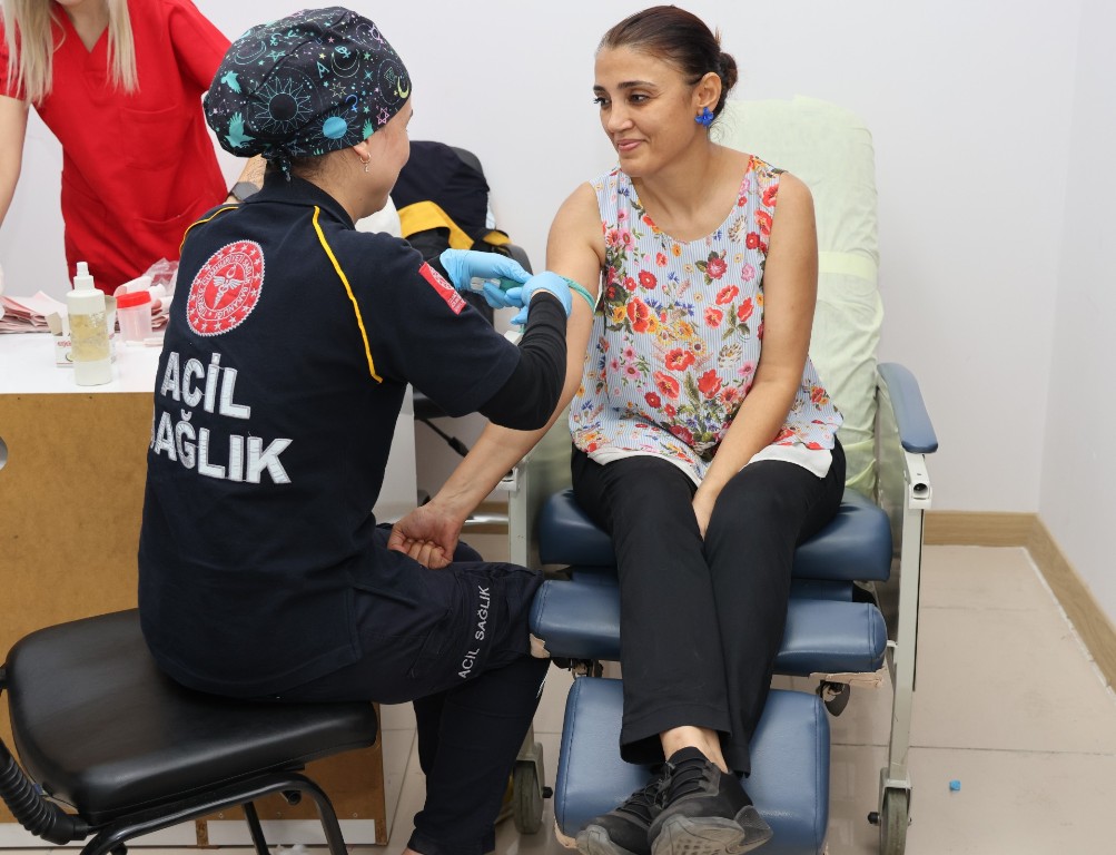 TOROSLAR’DA BELEDİYE PERSONELİNE SAĞLIK TARAMASI