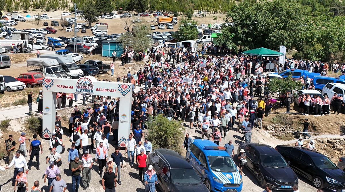 TOROSLAR’IN YÖRÜK OBASINDA COŞKU ZİRVEDEYDİ - Görsel 13