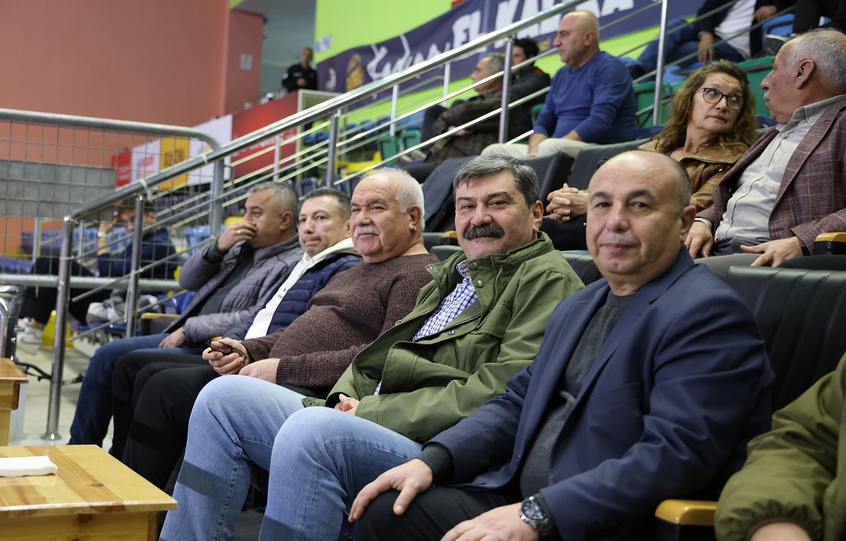 TOROSLAR’IN MELEKLERİ SEZONU ZAFERLE KAPATTI