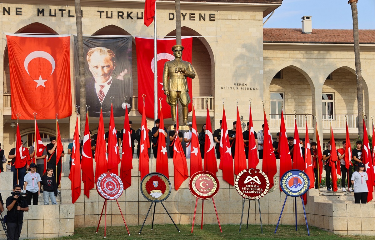 TOROSLAR, ATATÜRK’Ü SAYGI VE ÖZLEMLE ANDI