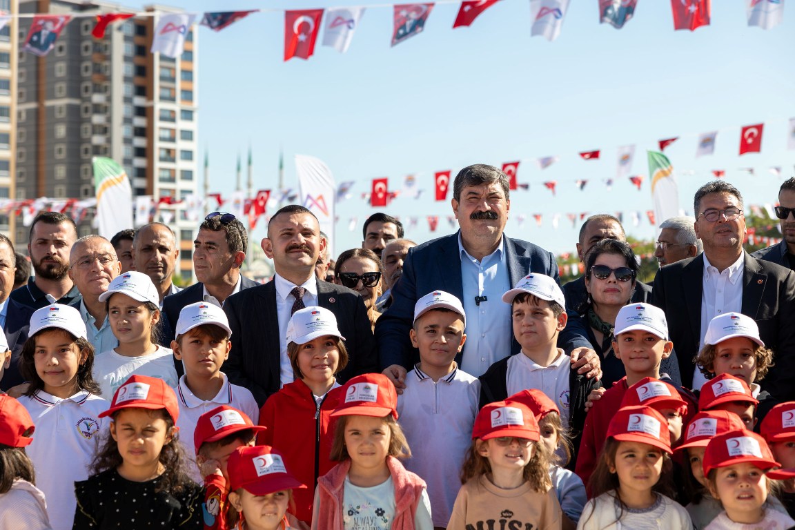 BAŞKAN YILDIZ: YEMYEŞİL BİR TOROSLAR’I HEP BERABER YARATACAĞIZ