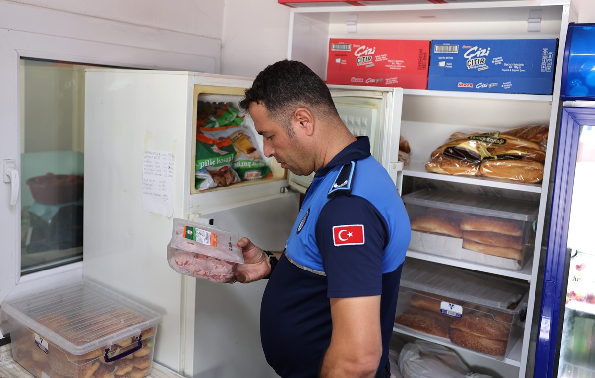 TOROSLAR ZABITASI OKUL KANTİNLERİNİ DENETLEDİ - Görsel 3