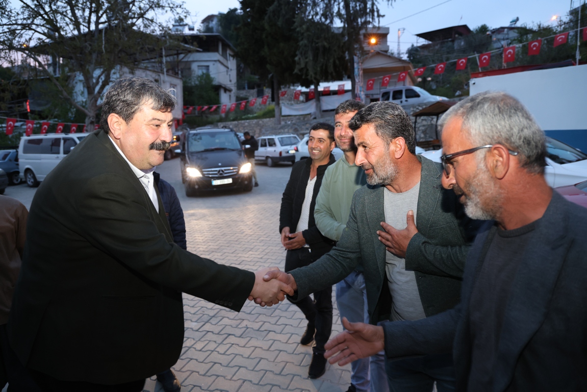 BAŞKAN YILDIZ, VATANDAŞLARLA İFTAR’DA BULUŞTU