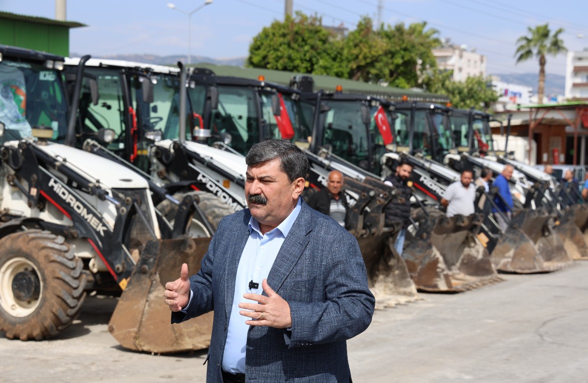 TOROSLAR BELEDİYESİ ARAÇ PARKINI YENİ ARAÇLARLA GÜÇLENDİRDİ